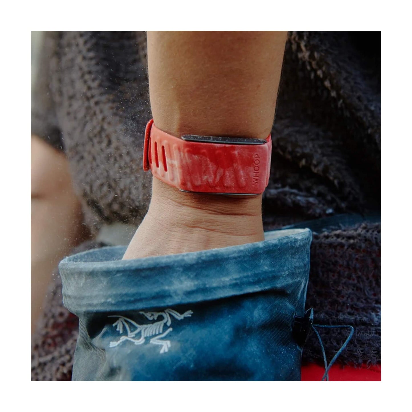 سير ووب سبورت فليكس من السيليكون، سوار مرن ومتين مصمم للاستخدام النشط والراحة، مثالي للتمارين، متوفر لدى اكس ستور في قطر