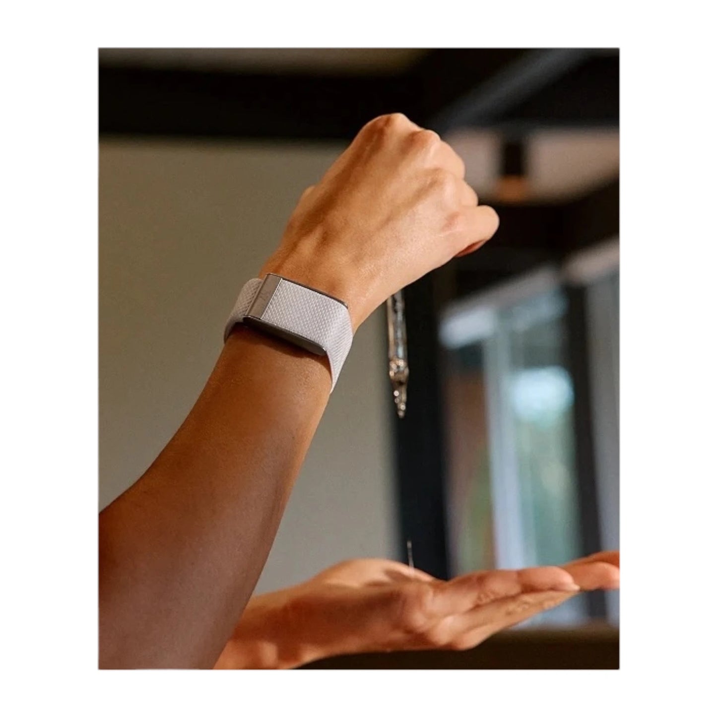 Get Whoop MG SuperKnit band, Stylish, ECG-compatible, fully adjustable. available now from xStore.qa in Qatar.