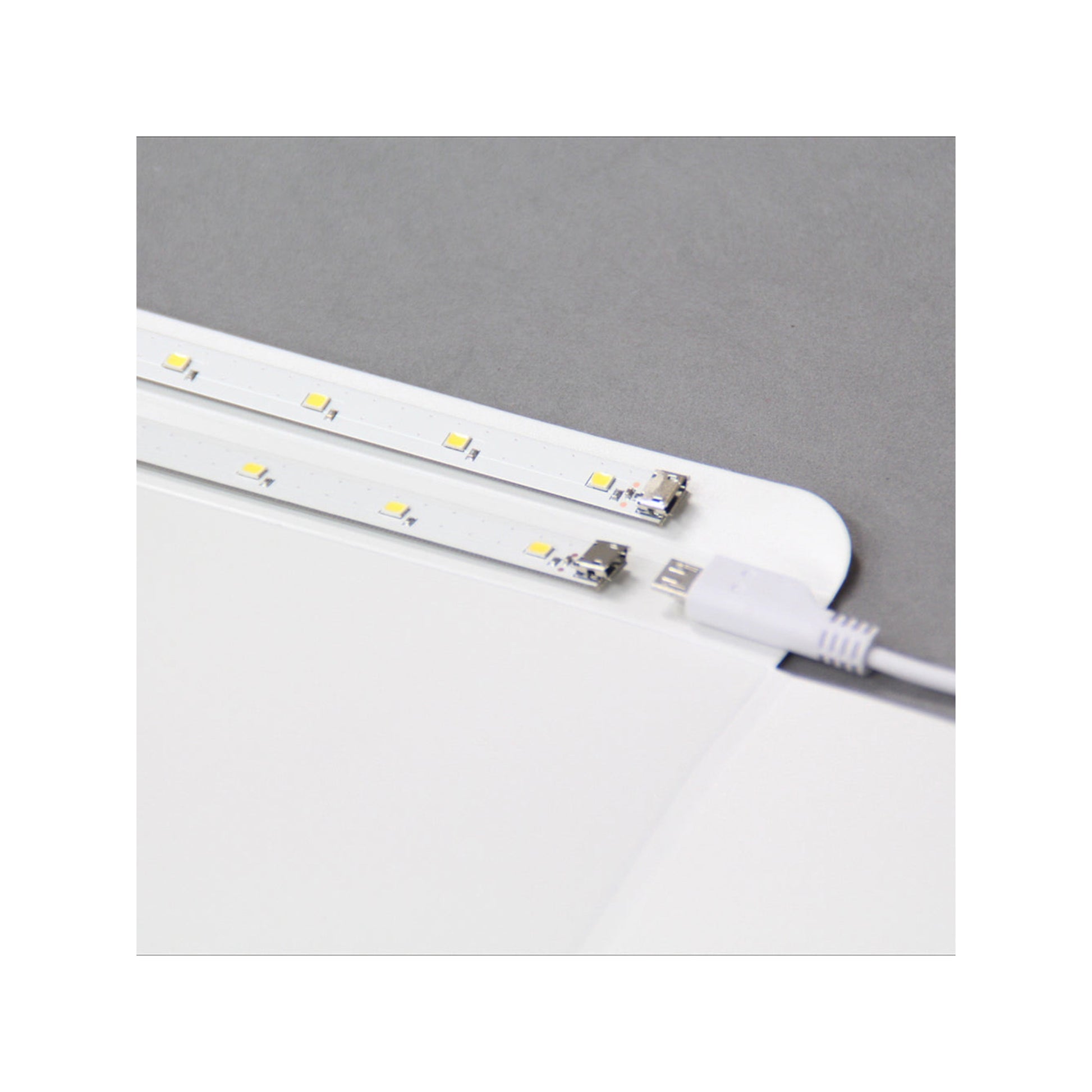 Get Foldio1 Portable Photo Studio 10-Inch at xStore.qa Qatar, mini photo studio by ORANGEMONKIE for professional product shots