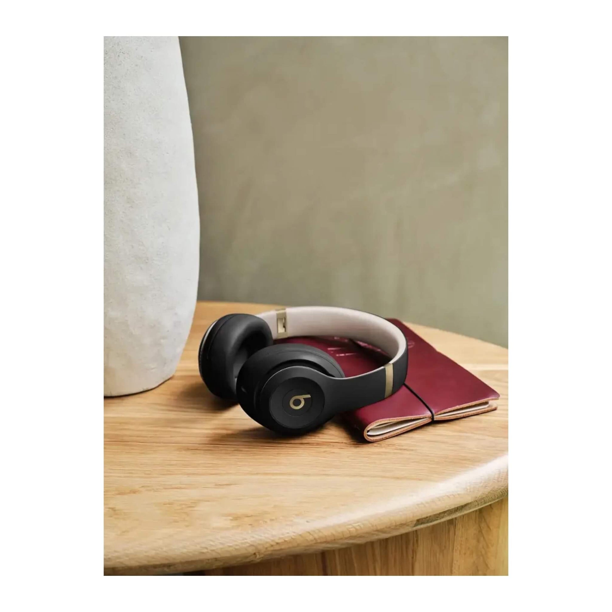 Beats Studio Pro Wireless Headphones Black Gold – xStore