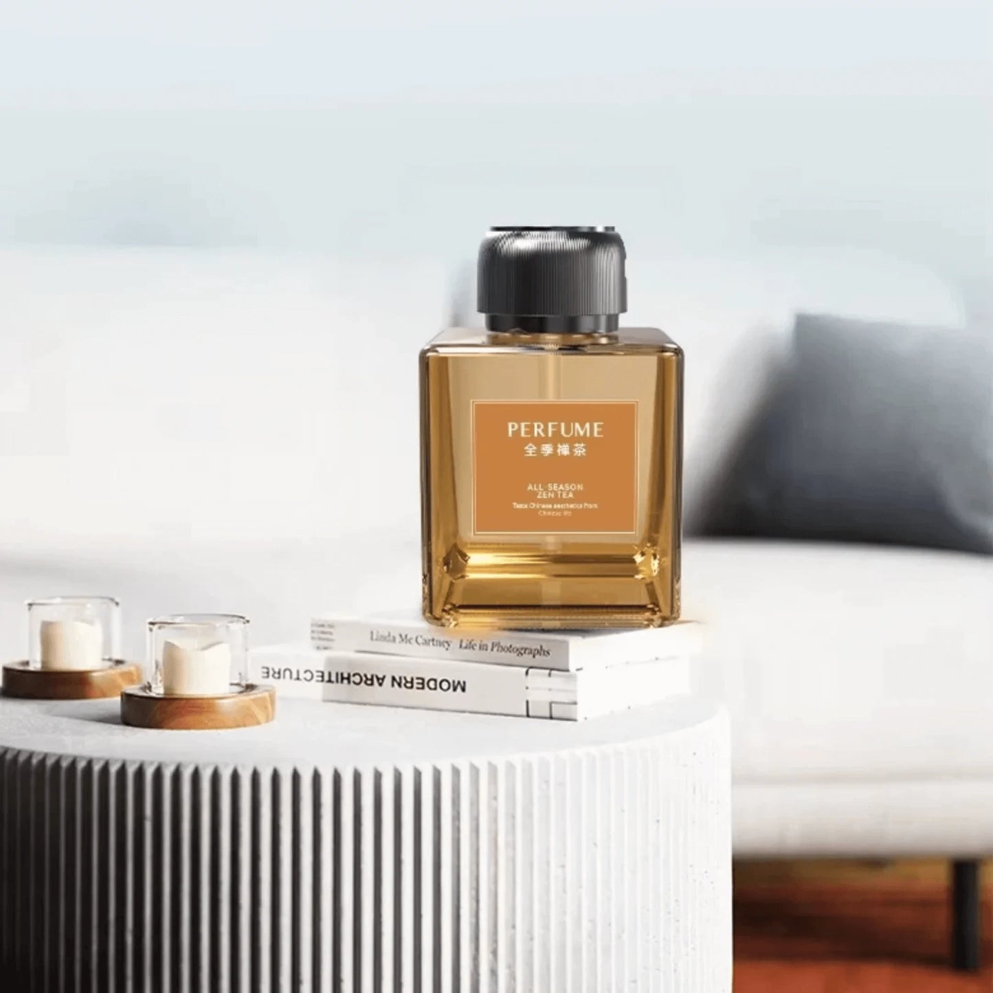 ‫Elegant rechargeable aroma diffuser 500ml glass design with Zen Tea and Rose scents by xStore Qatar‬